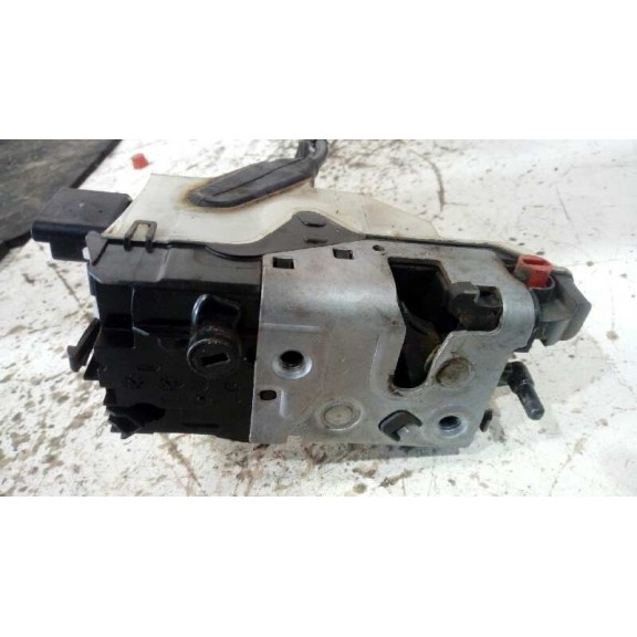 Recambio de cerradura puerta trasera derecha para citroën c4 lim. collection referencia OEM IAM 9685352080  5 PIN