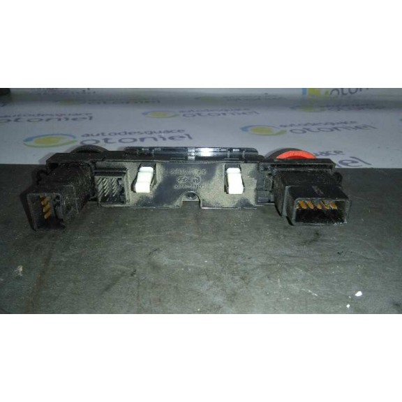 Recambio de warning para hyundai i20 style referencia OEM IAM 937701J100  