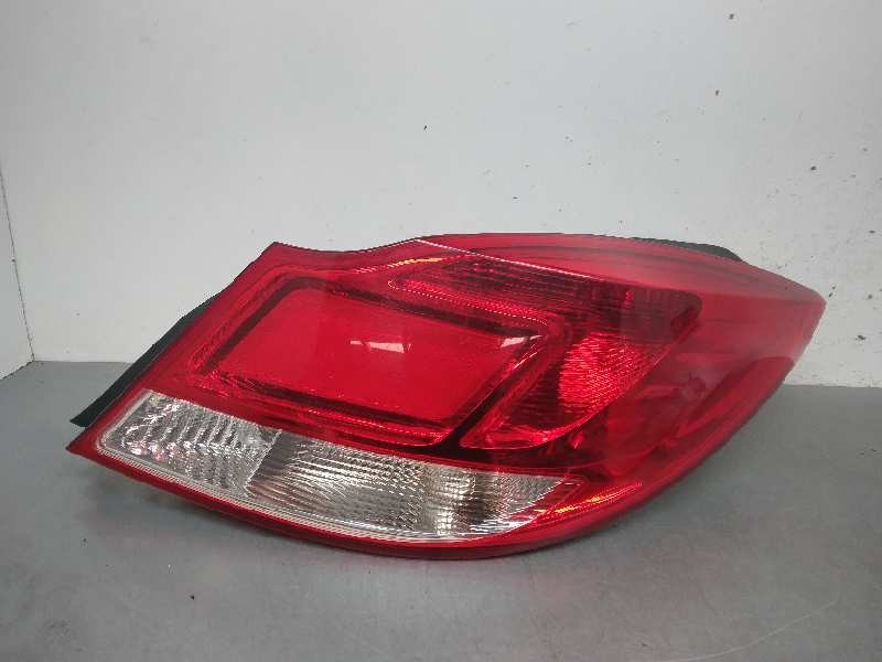 Recambio de piloto trasero derecho para opel insignia berlina cosmo referencia OEM IAM   