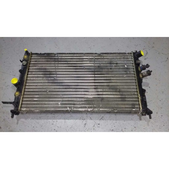 Recambio de radiador agua para opel vectra b berlina básico (1999) referencia OEM IAM 231847  