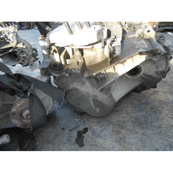 Recambio de caja cambios para volvo v40 familiar 1.9 d referencia OEM IAM T116878  