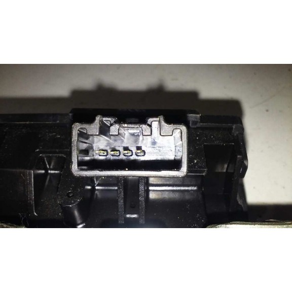 Recambio de cerradura maletero / porton para ford fiesta (ccn) black edition referencia OEM IAM 8A61A442A66BE  