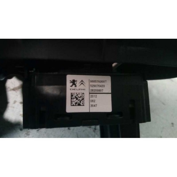 Recambio de mando elevalunas trasero derecho para citroën c4 lim. collection referencia OEM IAM 96657926XT  4 PIN