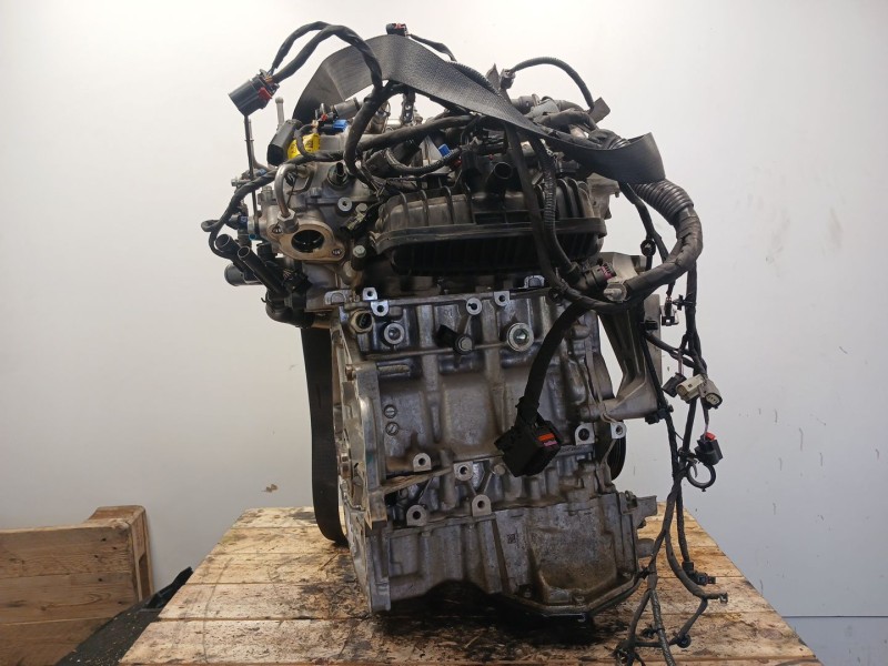 Recambio de despiece motor para mg zs luxury referencia OEM IAM 10E4E  