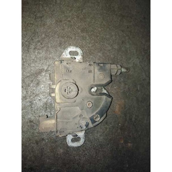 Recambio de cerradura capot para ford focus berlina (cak) ambiente referencia OEM IAM XS4116700CF  