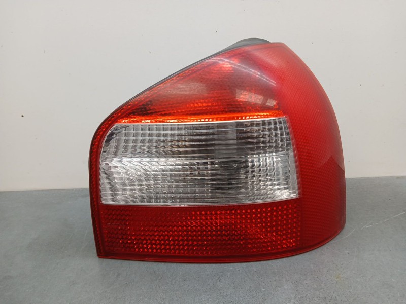 Recambio de piloto trasero derecho para audi a3 (8l1) 1.8 t referencia OEM IAM 084411951r 5 PUERTAS 2 SERIE