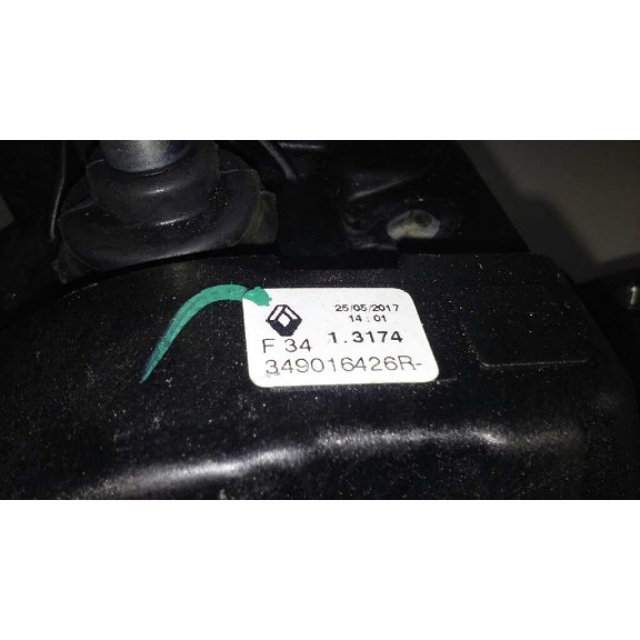 Recambio de palanca cambio para renault captur luxe referencia OEM IAM 13174  