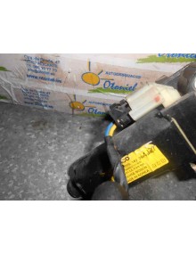 Recambio de elevalunas delantero derecho para hyundai accent (lc) 1.6 16v cat referencia OEM IAM  2 PINS  2