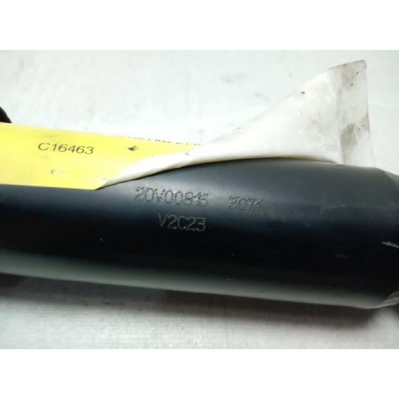 Recambio de amortiguador delantero derecho para nissan cabstar 01.04 referencia OEM IAM 20v008153071  