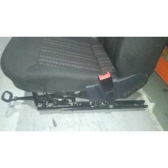 Recambio de juego asientos completo para volkswagen polo (6c1) edition bluemotion referencia OEM IAM  5P CON AIRBAG