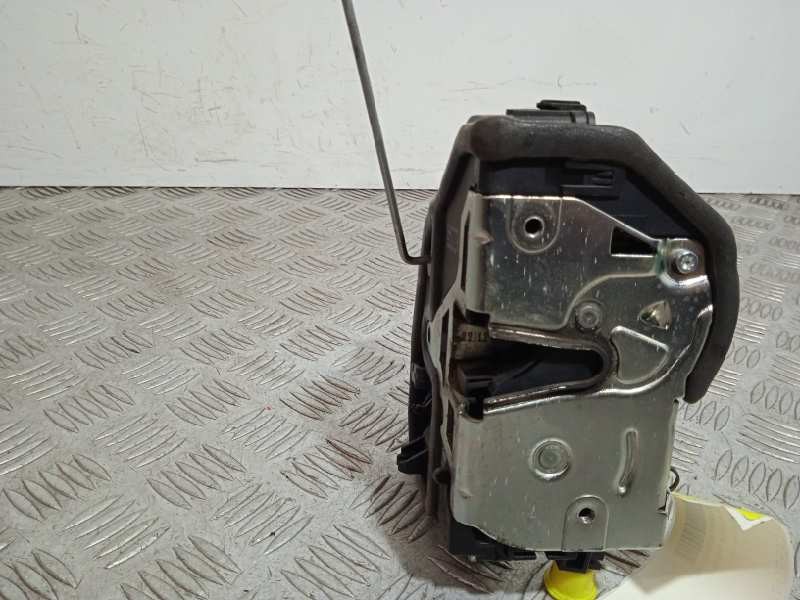 Recambio de cerradura puerta trasera derecha para bmw x1 (e84) xdrive 18d referencia OEM IAM 7229468  5 CABLES