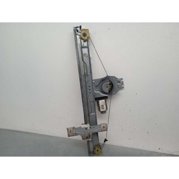 Recambio de elevalunas delantero derecho para peugeot 207 confort referencia OEM IAM 9681182280 ELECTRICO 3P 2 PINS