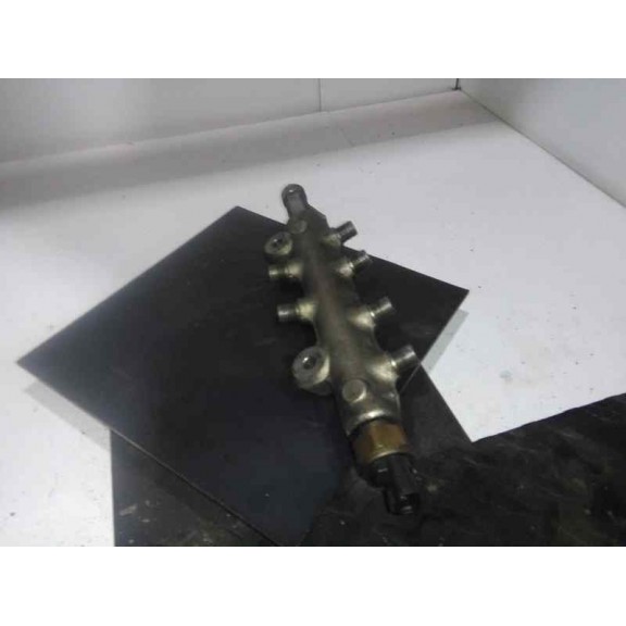 Recambio de rampa inyectora para mazda 6 berlina (gg) 2.0 diesel cat referencia OEM IAM RF7J  DENSO