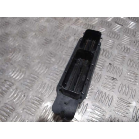 Recambio de centralita motor uce para seat ibiza (6p1) reference plus referencia OEM IAM 04C907309J 0261S09676 