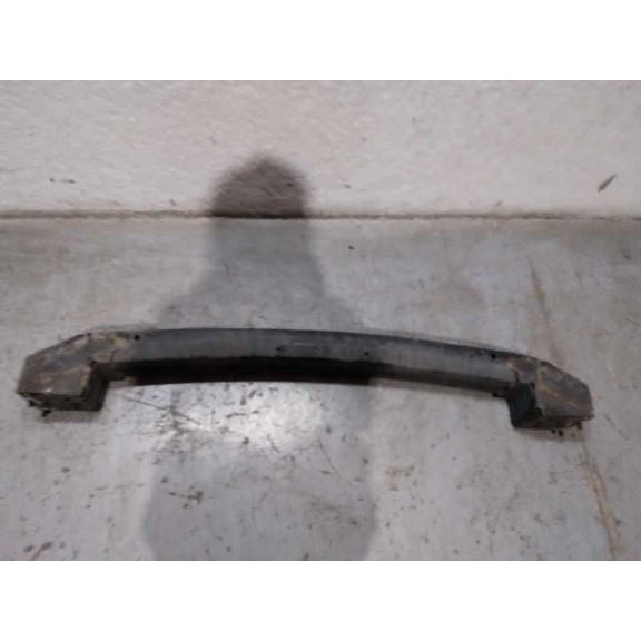 Recambio de refuerzo paragolpes delantero para chrysler voyager (rg) 2.8 crd cat referencia OEM IAM 04857882AA  