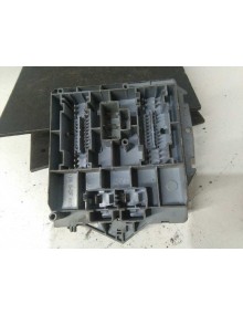 Recambio de caja reles / fusibles para fiat punto berlina (188) 1.2 8v referencia OEM IAM   
