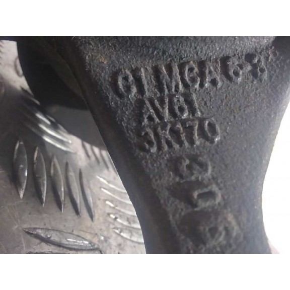 Recambio de mangueta delantera derecha para ford c-max trend referencia OEM IAM AV613K170  