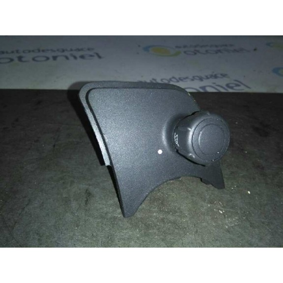 Recambio de mando volante para renault grand scenic 1.9 dci referencia OEM IAM 82002206738  