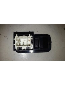Recambio de mando elevalunas trasero izquierdo para toyota avensis berlina (t 22) 1.6 luna (4-ptas.) referencia OEM IAM    2