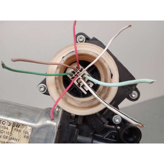 Recambio de elevalunas delantero izquierdo para toyota yaris 1.0 cat referencia OEM IAM 857020F010 857200D110 7 CABLES