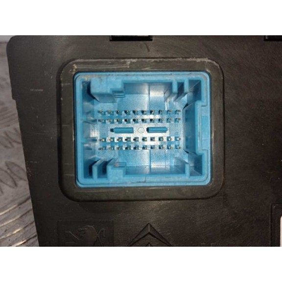 Recambio de mando climatizador para peugeot 308 sport referencia OEM IAM 96850724XT  