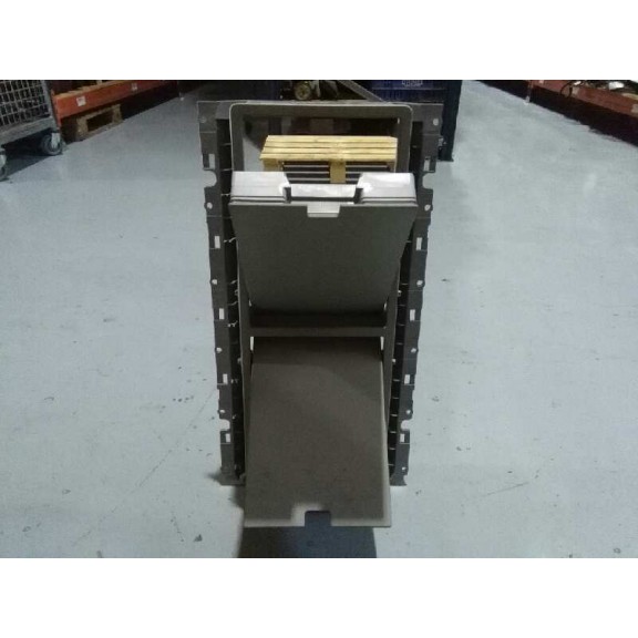 Recambio de guantera para opel zafira b 1.9 cdti referencia OEM IAM 1711829C TECHO DELANTERA