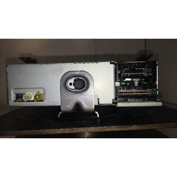 Recambio de sistema audio / radio cd para renault captur luxe referencia OEM IAM 10R0411174  