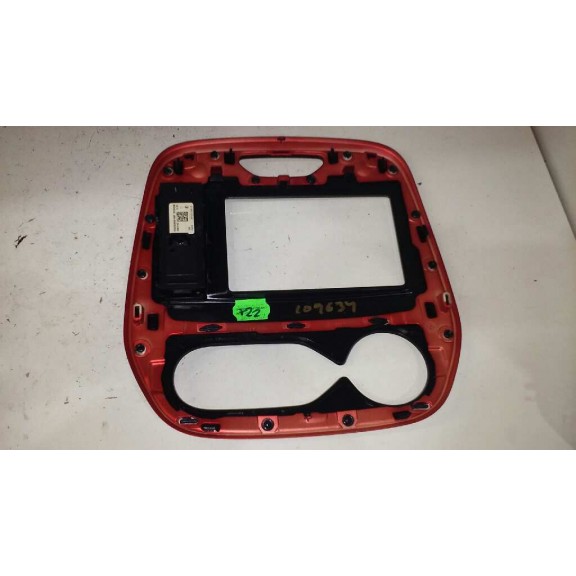 Recambio de consola central para renault captur luxe referencia OEM IAM   