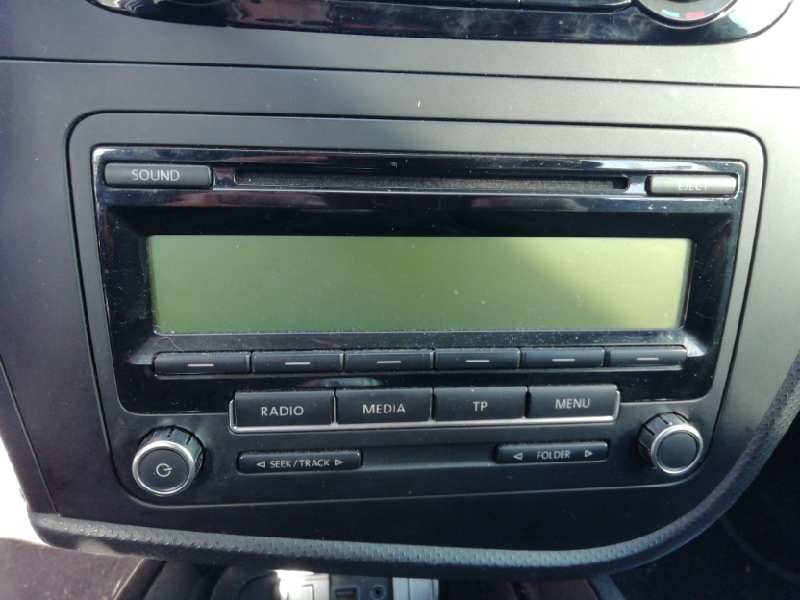 Recambio de sistema audio / radio cd para seat leon (1p1) reference copa referencia OEM IAM 5P0035186B  