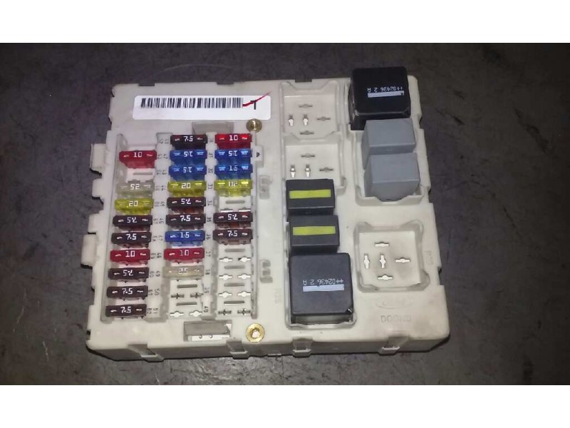 Recambio de caja reles / fusibles para ford focus turnier (cak) ghia referencia OEM IAM 2M5T14A073AC  