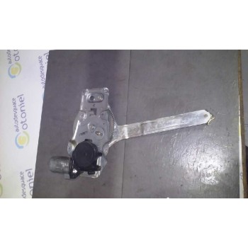 ELEVALUNAS TRASERO DERECHO 2PIN