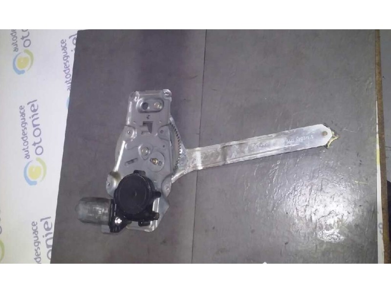 Recambio de elevalunas trasero derecho para bmw serie 3 berlina (e36) 325td referencia OEM IAM   2PIN