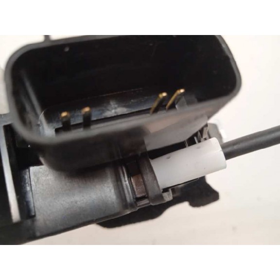 Recambio de cerradura puerta delantera derecha para hyundai i20 basis blue referencia OEM IAM 81320C8040  4 PINS