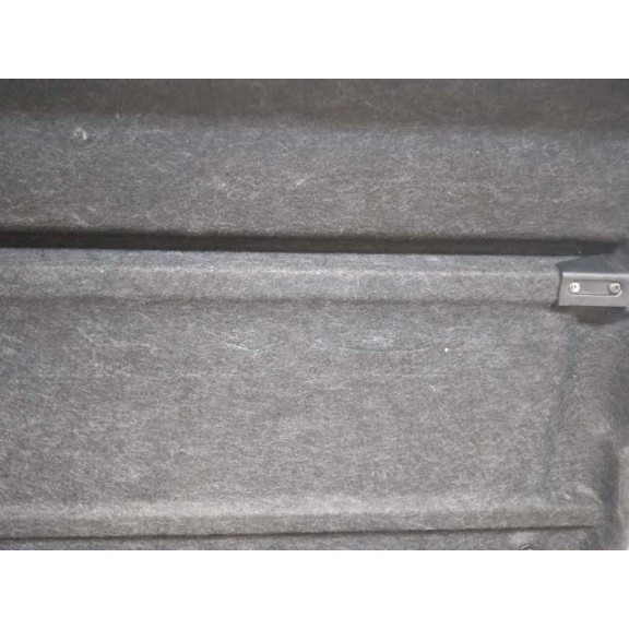 Recambio de bandeja trasera para renault scenic ii confort dynamique referencia OEM IAM 820020303C  