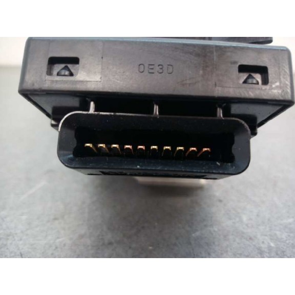 Recambio de mando limpia para mazda cx-5 2.2 turbodiesel cat referencia OEM IAM KD4717F899  