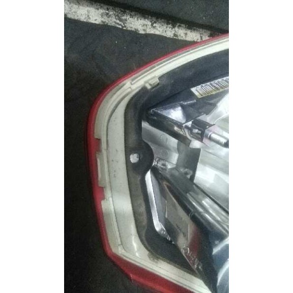 Recambio de piloto trasero derecho interior para citroën c4 picasso lx plus referencia OEM IAM 9653547677  