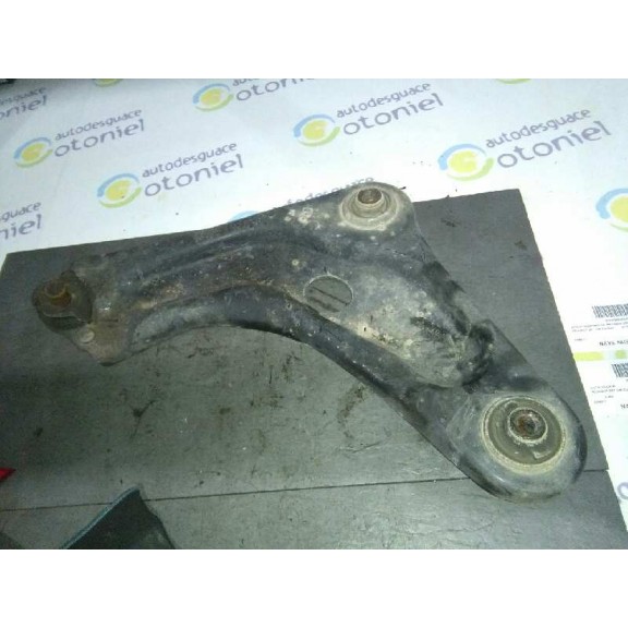 Recambio de brazo suspension inferior delantero izquierdo para peugeot 207 sw confort referencia OEM IAM   