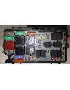 Recambio de caja reles / fusibles para opel corsa d catch me referencia OEM IAM 13217394EH  