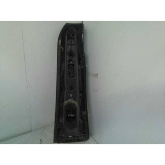 Recambio de piloto trasero derecho para opel meriva cosmo referencia OEM IAM 13196001 89071145 OSCURECIDO