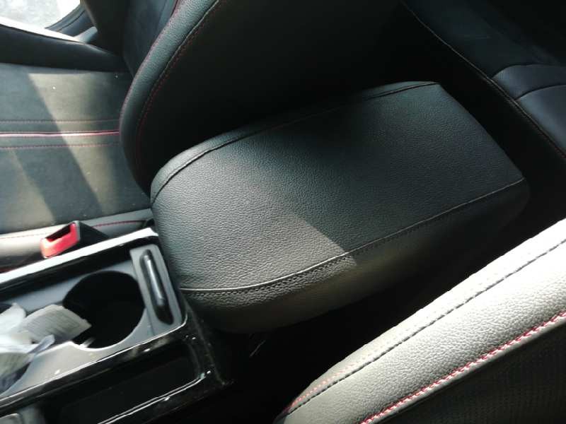 Recambio de apoyabrazos central para kia ceed gt referencia OEM IAM   