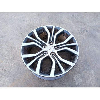 LLANTA TRASERA IZQUIERDA 4250D659 x1