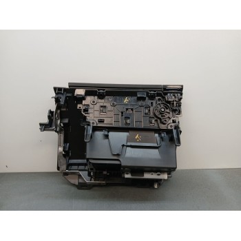 Recambio de guantera para renault megane e-tech suv ev40 referencia OEM IAM 685223395r 00241970 