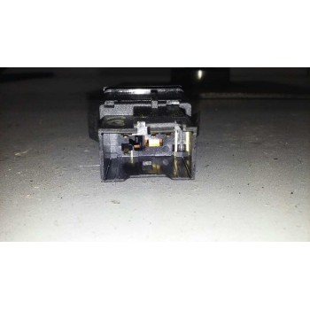 Recambio de warning para volkswagen polo (9n1) match referencia OEM IAM 6Q0953235A  