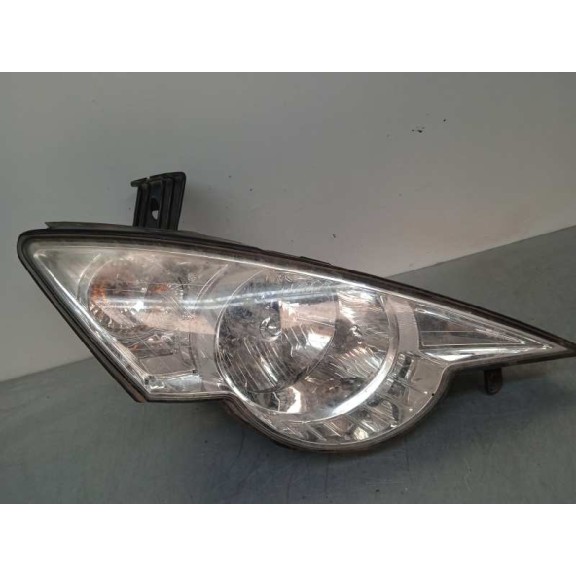 Recambio de faro derecho para ssangyong actyon 200 xdi referencia OEM IAM   