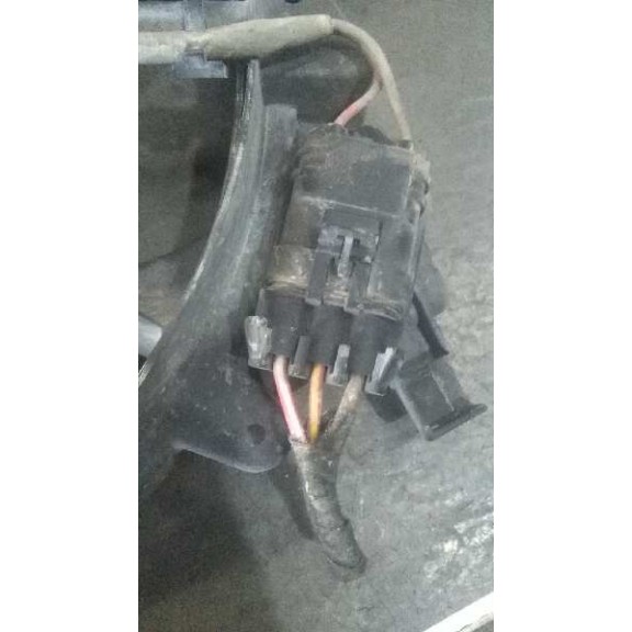 Recambio de electroventilador para opel astra gtc 1.6 16v referencia OEM IAM 13205947  BOSCH