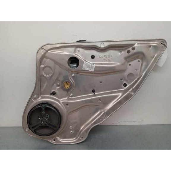 Recambio de elevalunas trasero derecho para mercedes-benz clase c (w204) berlina 2.2 cdi cat referencia OEM IAM A2047300479 SOLO