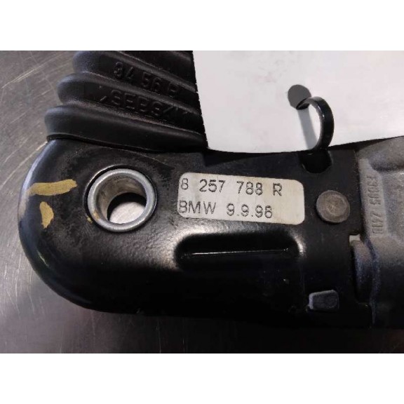 Recambio de pretensor airbag derecho para bmw serie 3 berlina (e46) 323i referencia OEM IAM 563067417B ENGANCHE 