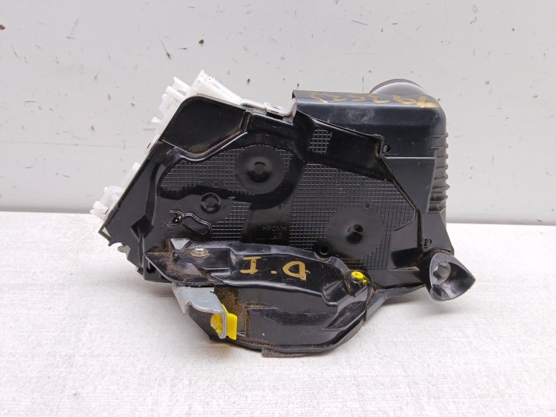 Recambio de cerradura puerta delantera izquierda para toyota yaris (_p21_, _pa1_, _ph1_) 1.5 hybrid (mxph11) referencia OEM IAM 