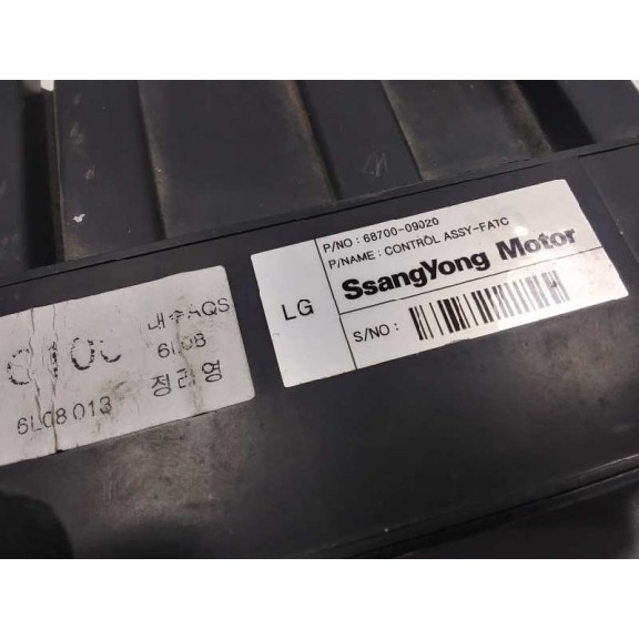 Recambio de mando climatizador para ssangyong actyon 200 xdi referencia OEM IAM 6870009020  