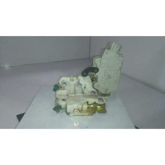 Recambio de cerradura puerta delantera derecha para nissan primera berlina (p11) básico referencia OEM IAM   5P 6 PINS